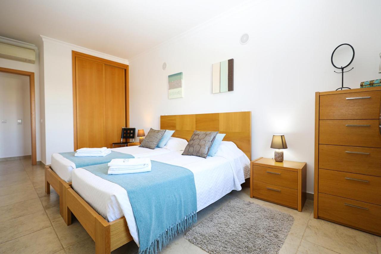 A68 - Palmeiras Paz Apartment Lagos Exterior photo